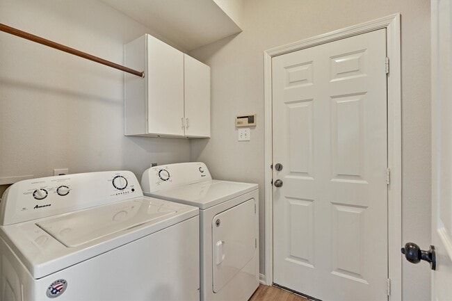 Building Photo - 3 E Night Heron Pl