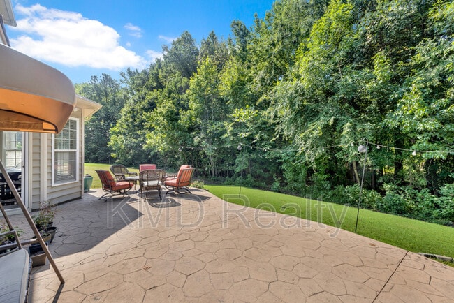 Building Photo - 9312 Ardrey Woods Dr