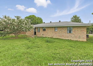 Building Photo - 600 N Cunningham St