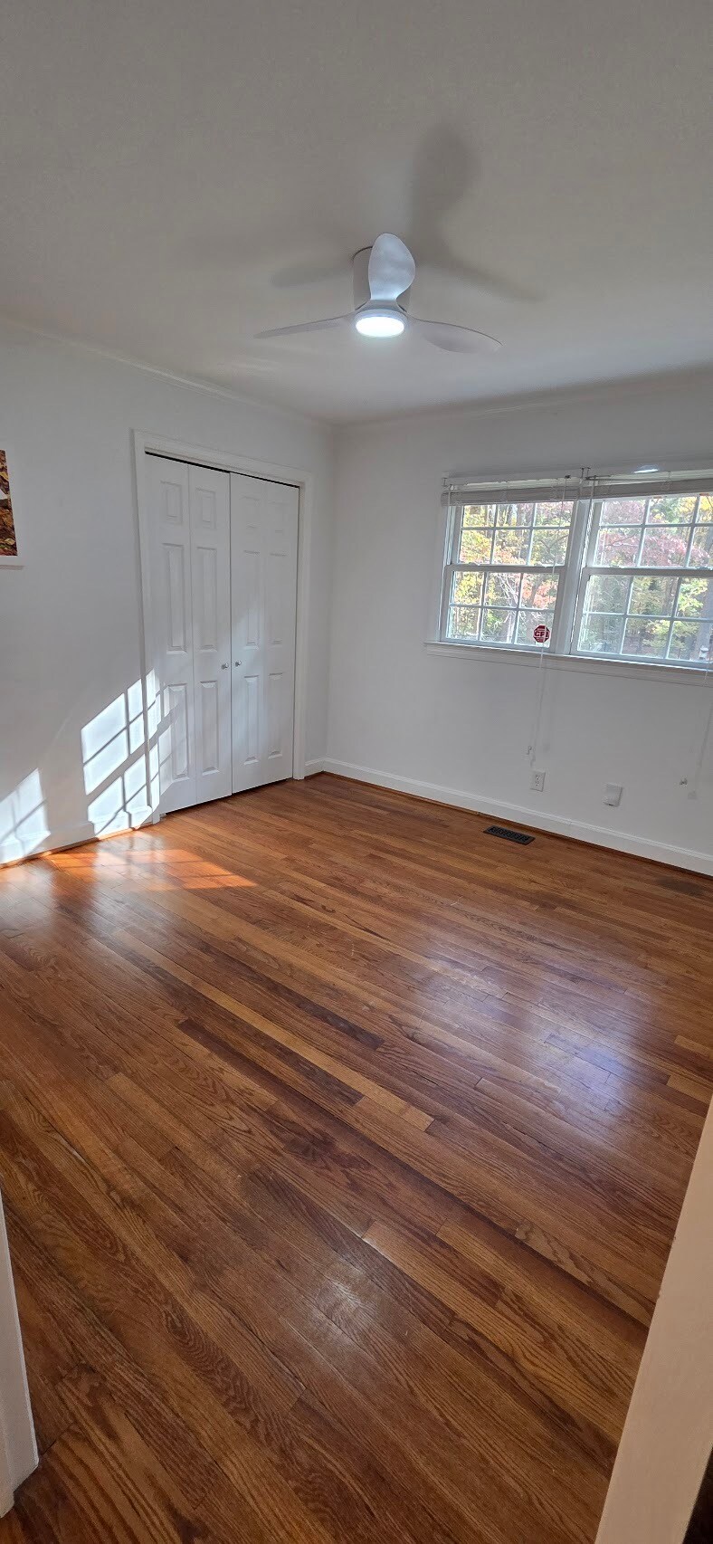 Building Photo - 135 Windsor Cir