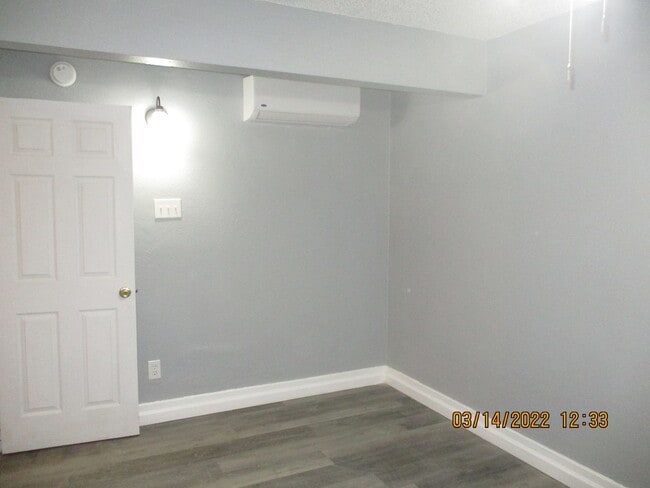 Building Photo - 508 North Ave
