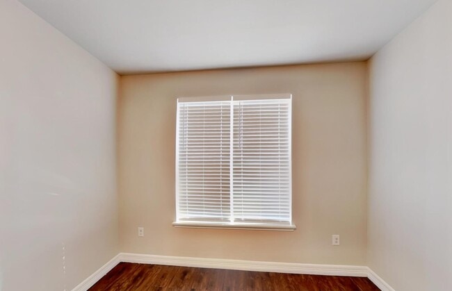 Building Photo - Charming 4-Bedroom Retreat Designed for Everyday Comfort