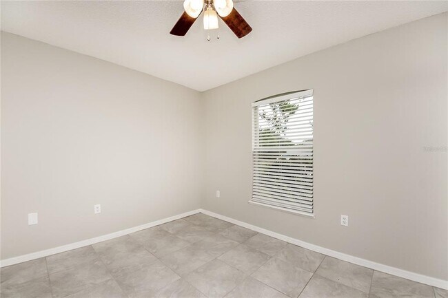 Building Photo - 1330 Dover Dr