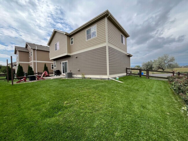 Building Photo - Fantastic Home in North Fort Collins
