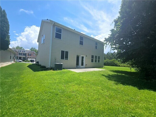 Building Photo - 1273 Lanier Springs Dr NE