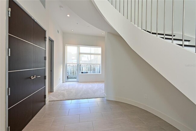 Building Photo - 221 Cosmopolitan Ct
