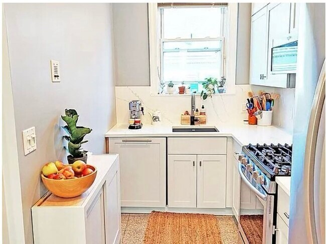 Building Photo - 118 Franklin St