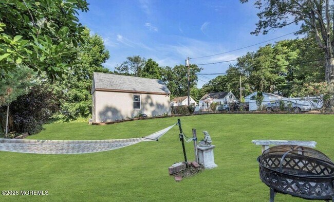 Building Photo - 402 Ryders Ln
