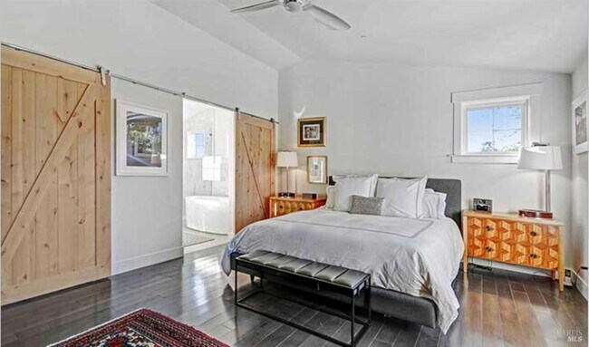 Building Photo - 230 Newcomb St