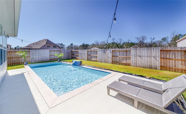 Building Photo - 12882 Lime Stone Ln
