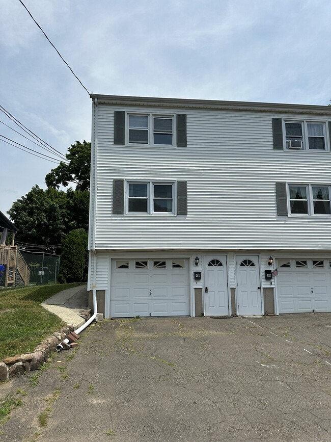 Building Photo - 48 Claremont Ave