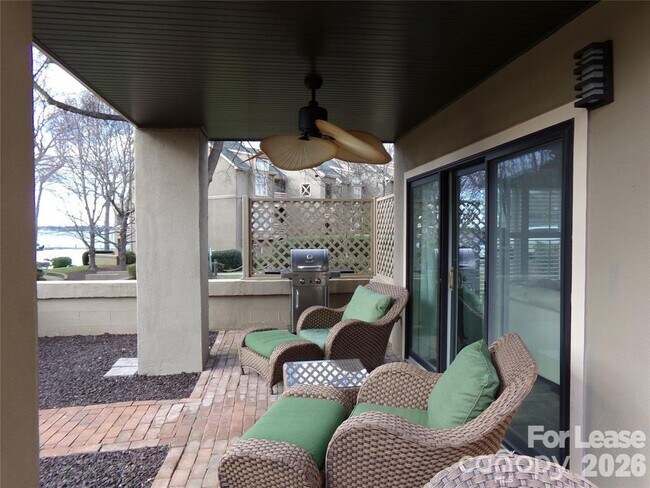 Building Photo - 646 Portside Dr