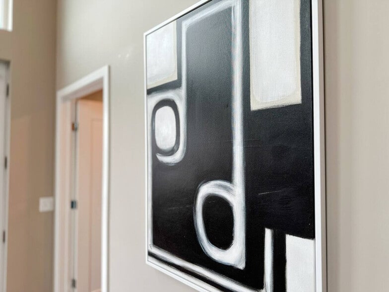 Building Photo - 630 S Goodman St