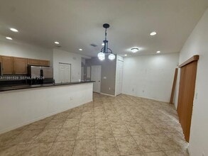 Building Photo - 4920 SW 140th Terrace