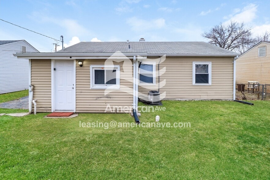 Building Photo - 1908 Joy Ave