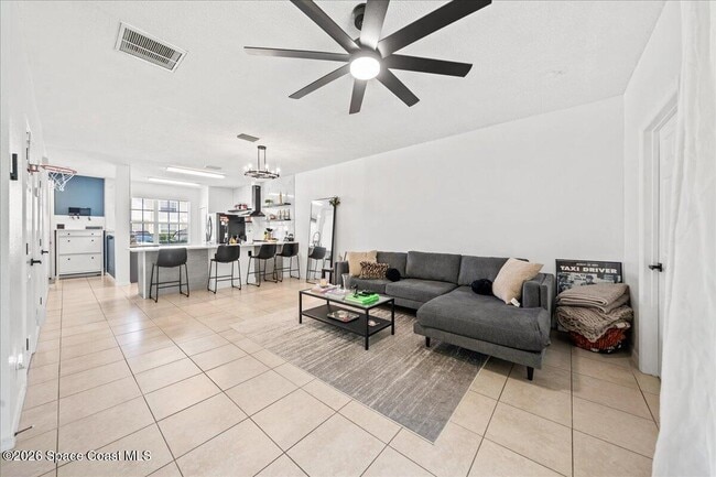 Building Photo - 2990 S Fiske Blvd