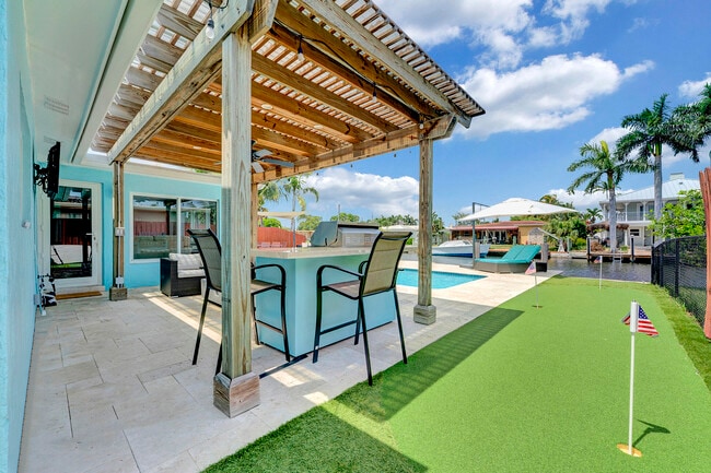 Building Photo - 2291 SE 15th St