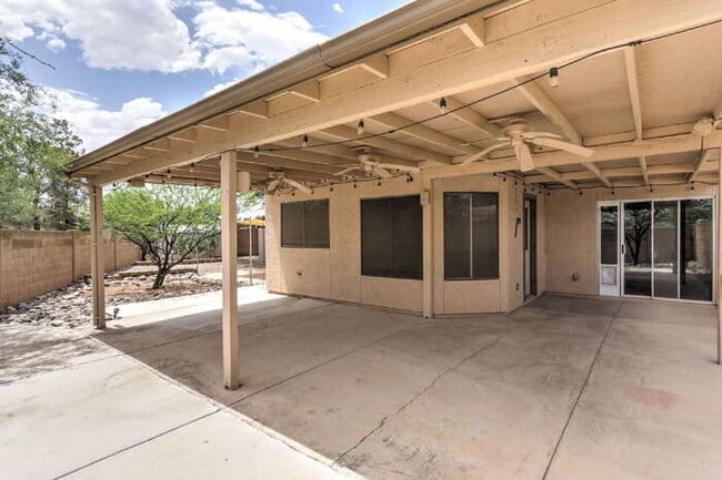 Building Photo - $1,000 Move-In Credit - Mission View off Valencia. Cardinal and Los Reales Rd