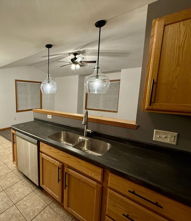 Building Photo - Remodeled 3BR 3BA Duplex in Black Earth –  $2800 month