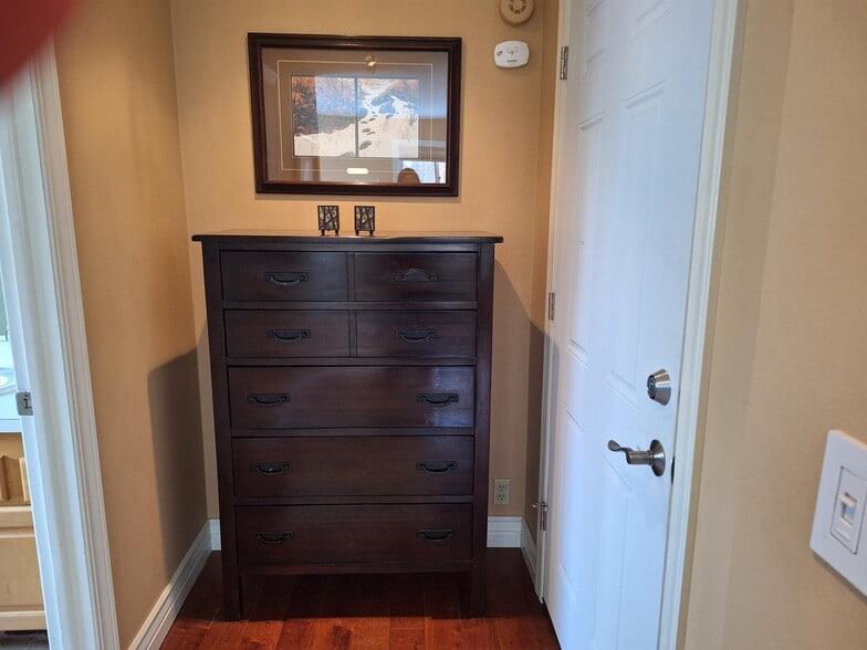 Building Photo - 1468 Willow Loop