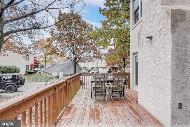 Building Photo - 909 Winchester Ct