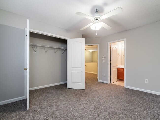 Building Photo - 2 Bedroom 2 Bath Townhome with Unfinished Basement