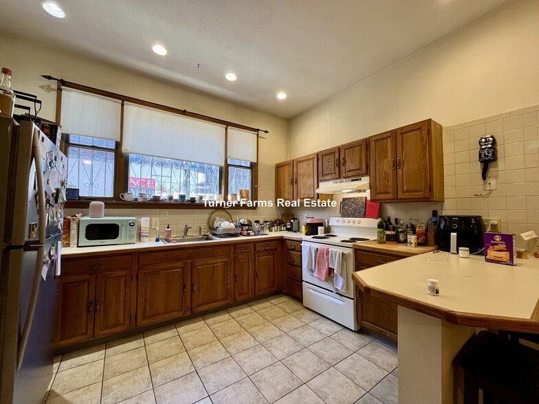 Building Photo - 264 Shawmut Ave