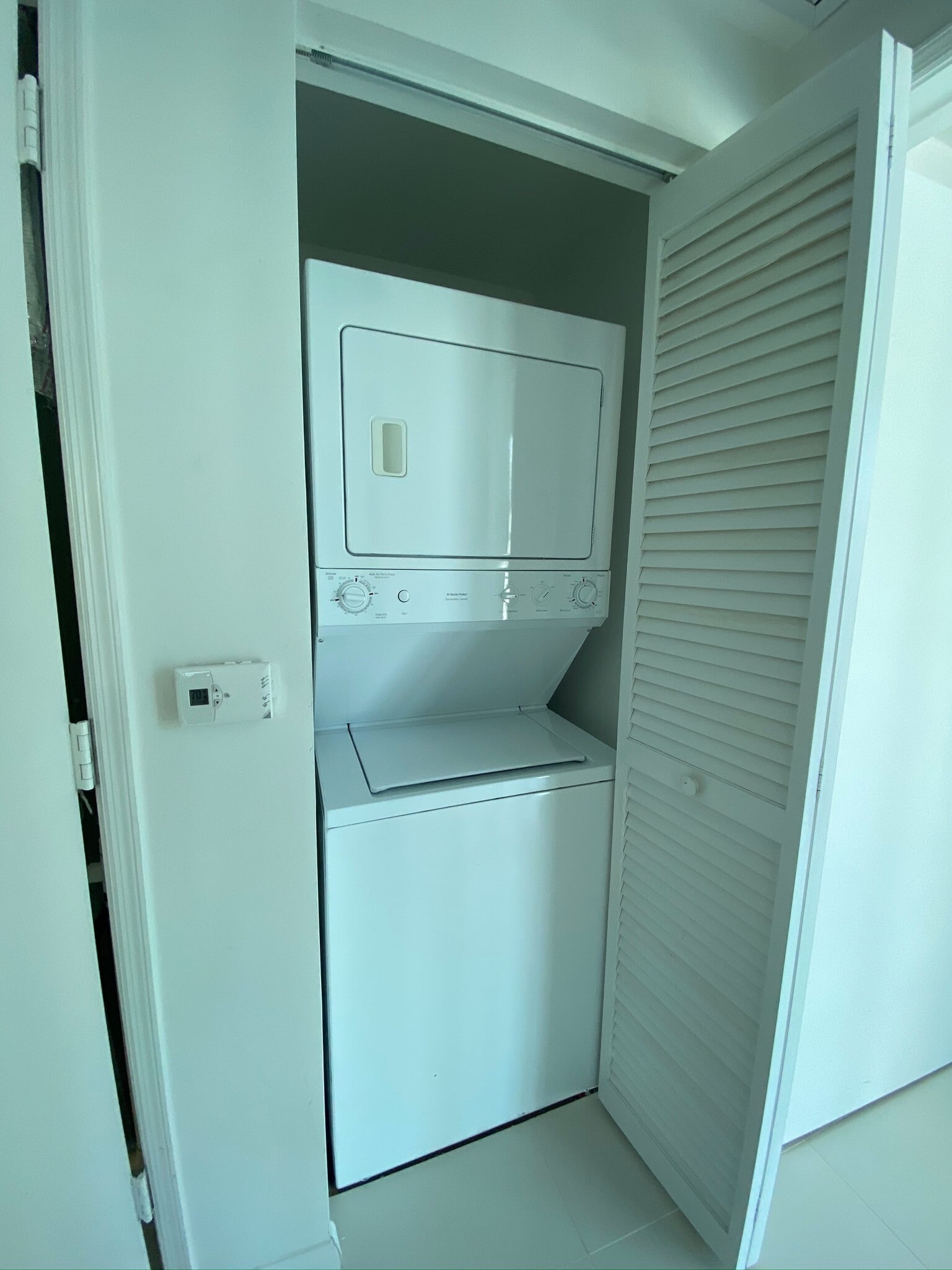 Building Photo - 951 Brickell Ave