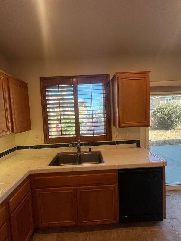 Building Photo - 35736 Emily Ave