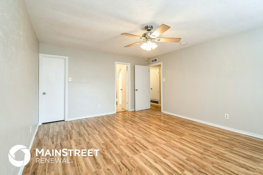 Building Photo - 7204 Baird Dr