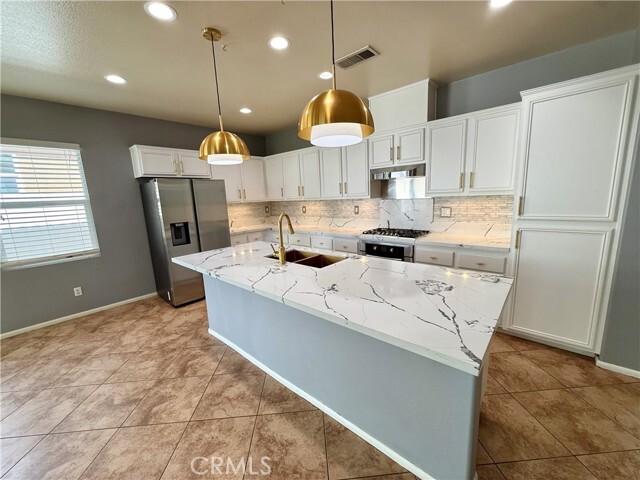Building Photo - 62615 S Starcross Dr
