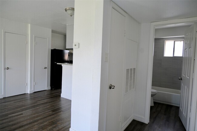 Building Photo - 5602 Market St