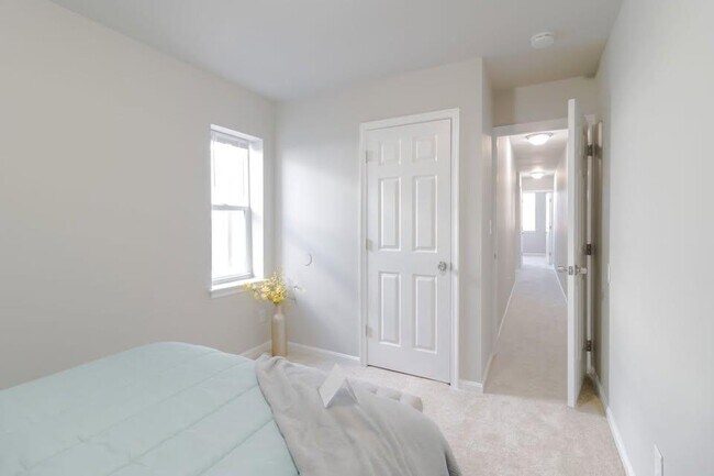 Building Photo - 220 N Collington Ave