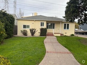 Building Photo - Charming 2-Bedroom Home for Rent in San Mateo