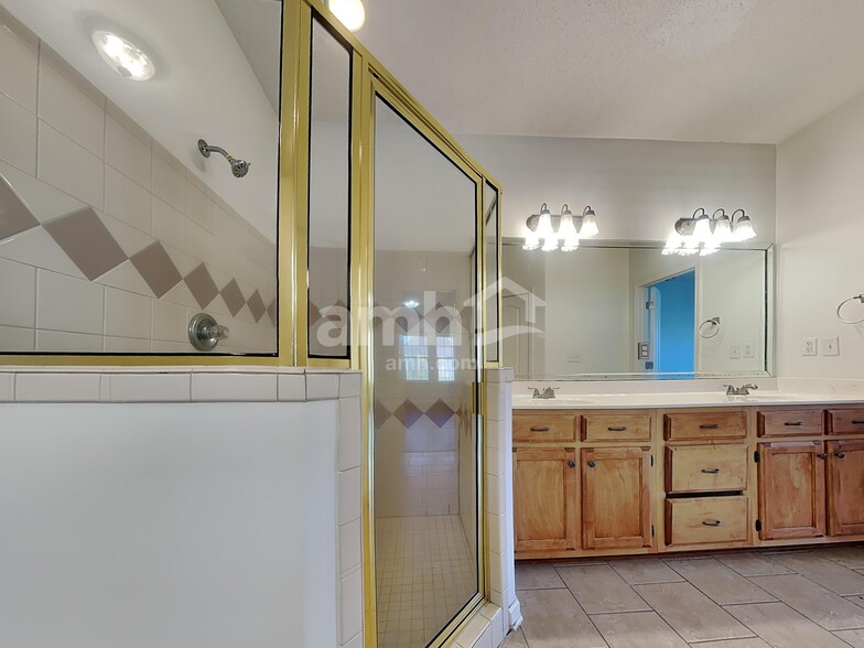 Building Photo - 154 Tanner Cv