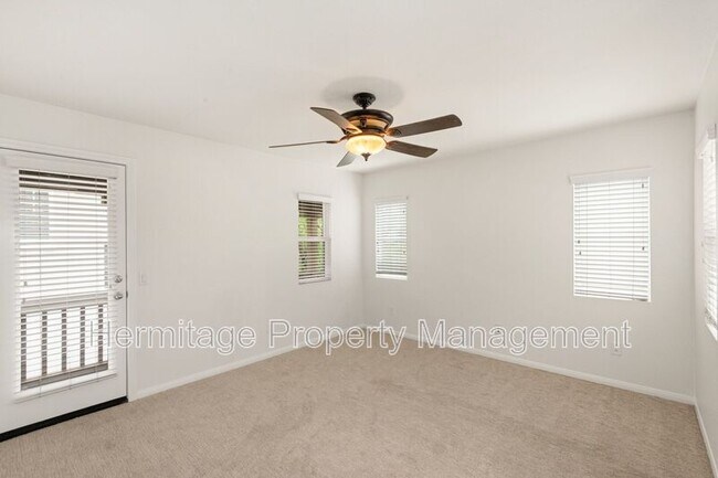 Building Photo - 40062 Somerville Ln