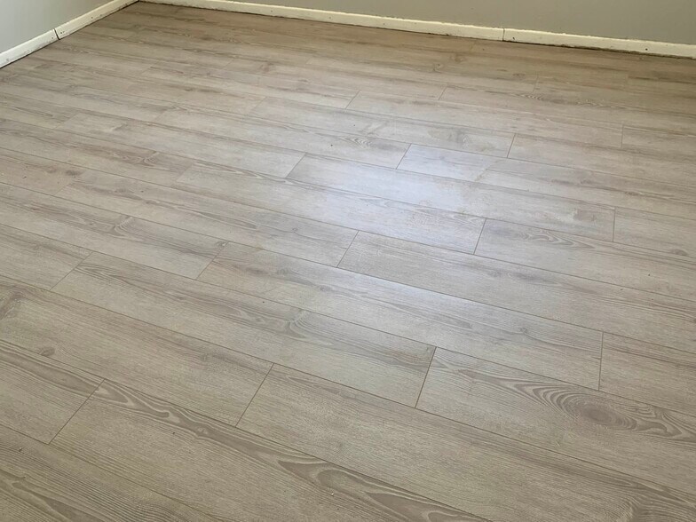 Building Photo - 1324 N 22nd St