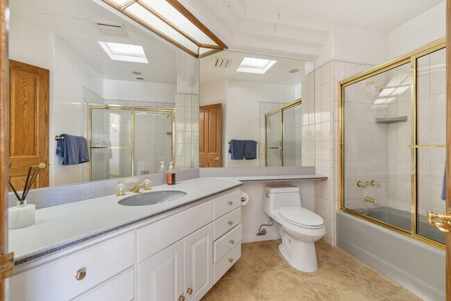 Building Photo - 50180 Vista Montana Rd