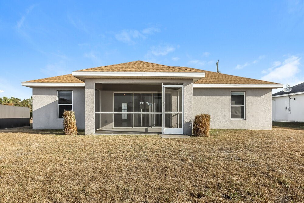 Building Photo - 2511 28th St W