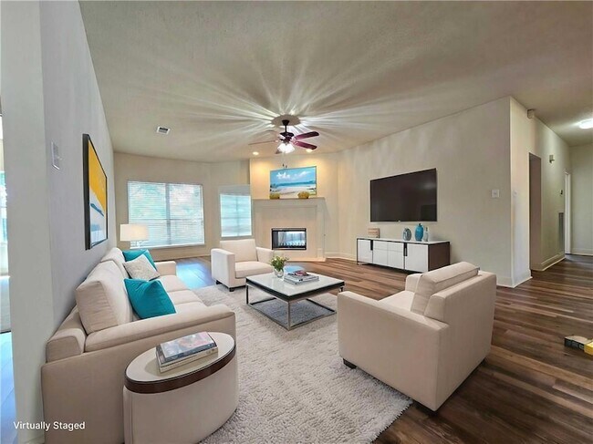 Building Photo - 1549 Hunters Point Dr