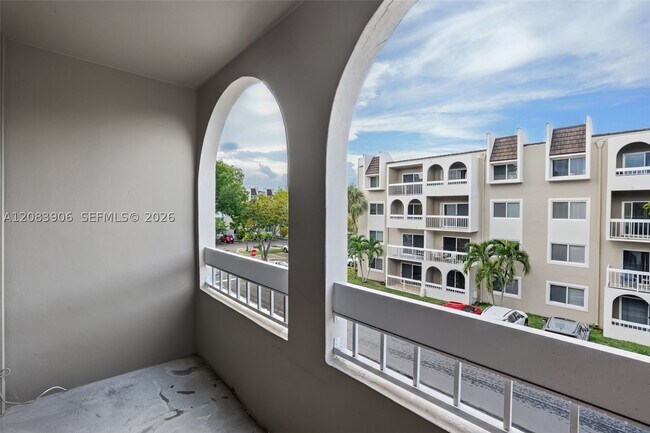 Building Photo - 7740 Camino Real