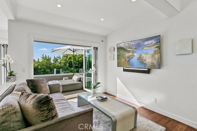 Building Photo - 1010 Emerald Bay