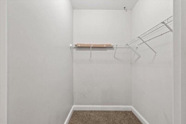 Building Photo - 1333 W Broad St