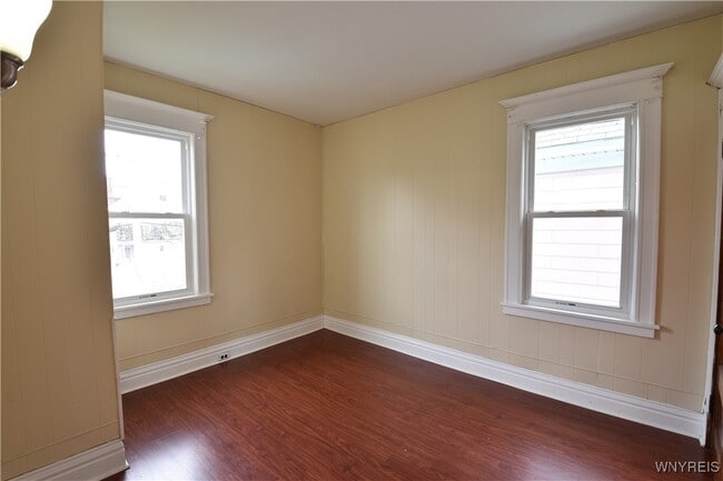 Building Photo - 67 Hughes Ave