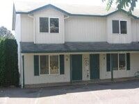 Building Photo - Washougal 2 Bedroom Townhome