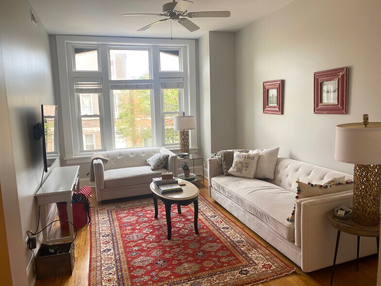 Living Room - 1757 W 17th St