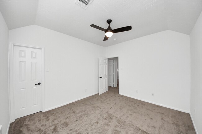 Building Photo - 3219 Brinton Trails Ln