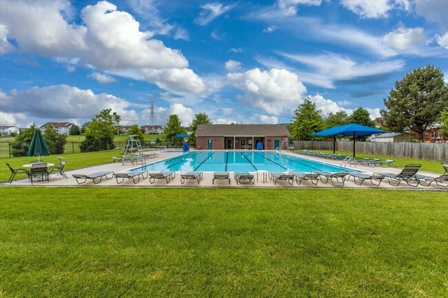 Building Photo - Elevator Condo in Frederick Pent House Level