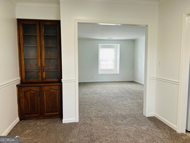 Building Photo - 207 Harwell Ave