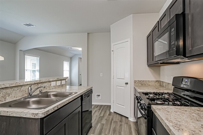 Building Photo - 22091 Cascade Mountain Dr